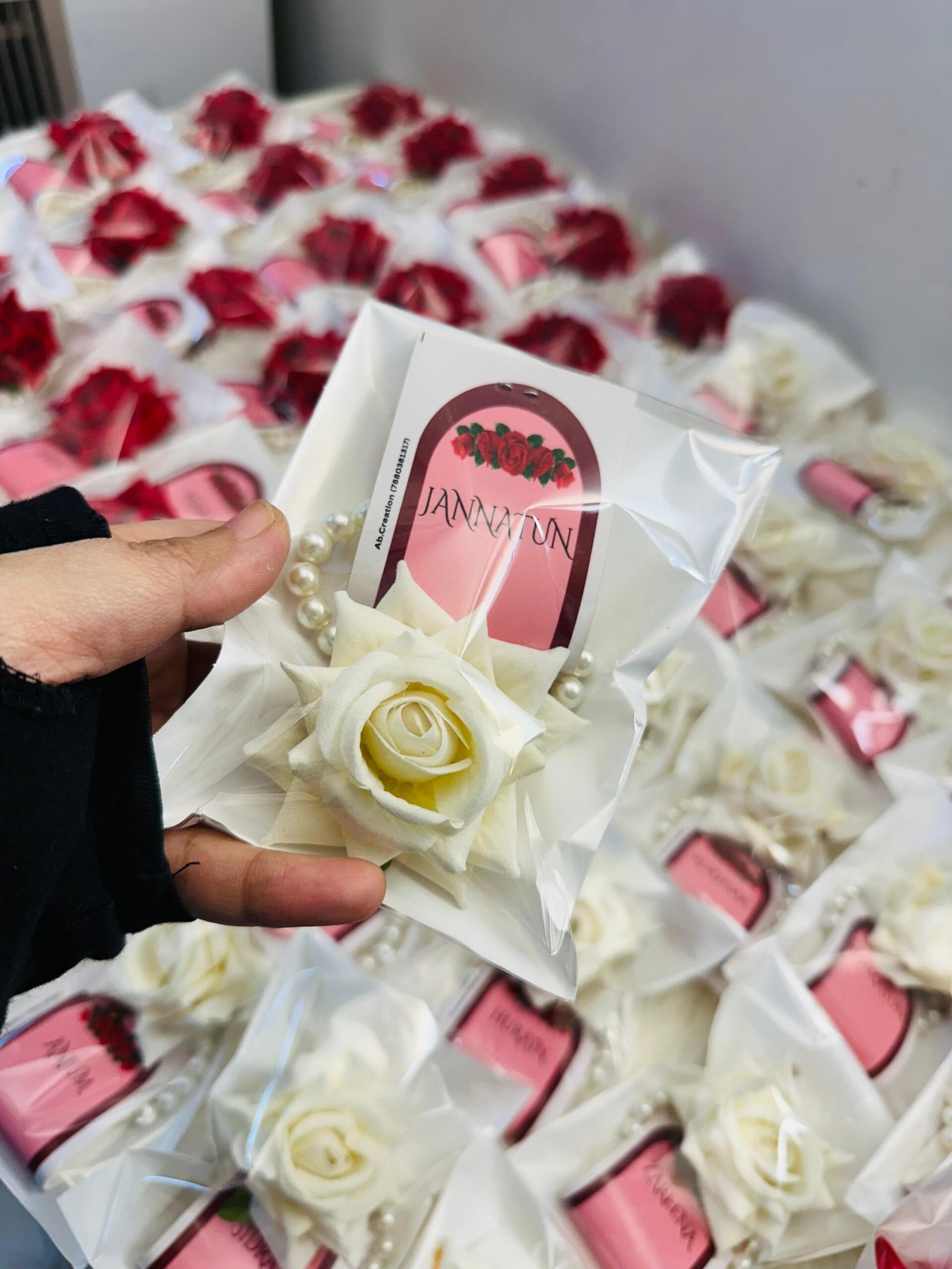 Name customized wedding return gift rose bracelet for haldi 8 Name customized wedding return gift rose bracelet for haldi - Image 9