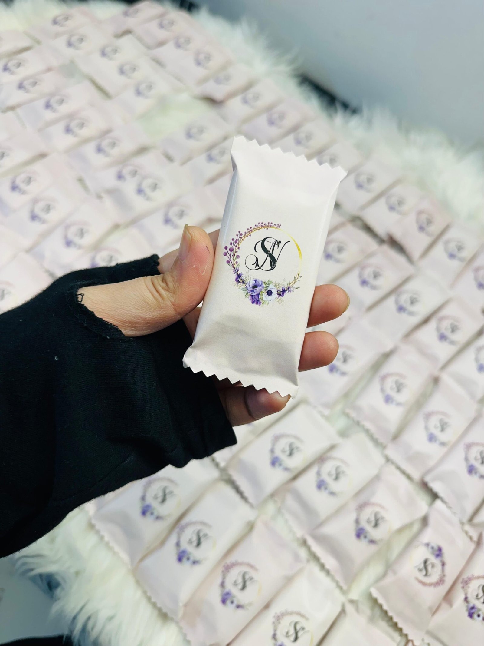 Name customized wedding return gift chocolate 100 piece Name customized wedding return gift chocolate 100 piece