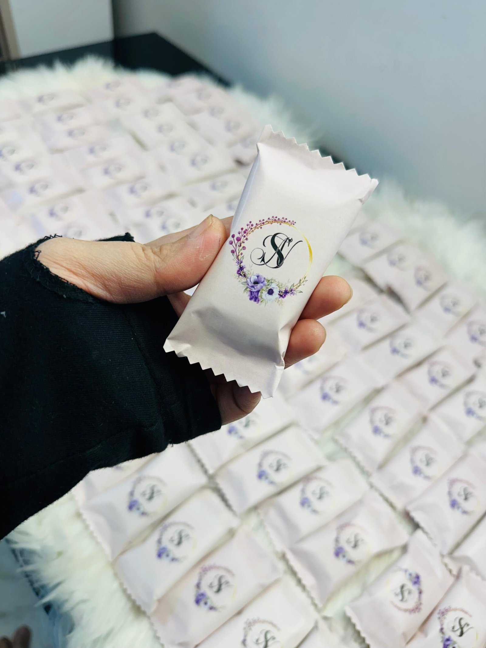 Name customized wedding return gift chocolate 100 piece 2 Name customized wedding return gift chocolate 100 piece - Image 3